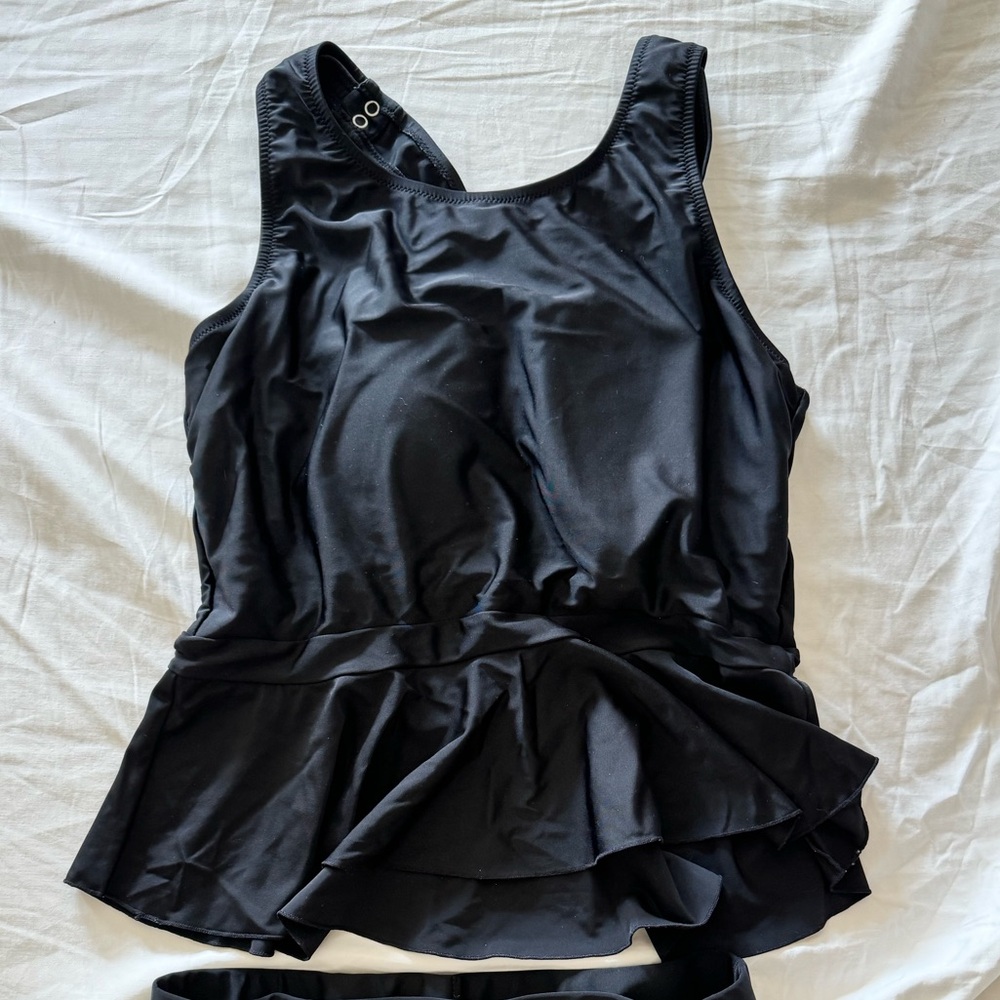 Lot of 2 size XL Latched Mama swimsuit nursing tops